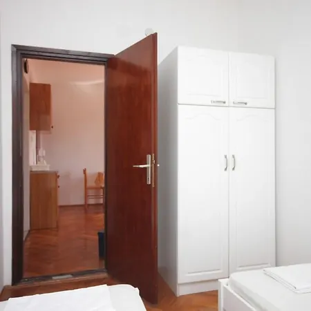 Zdrelac 8046b Appartement